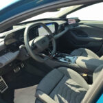 Rat og skærm fra venstre